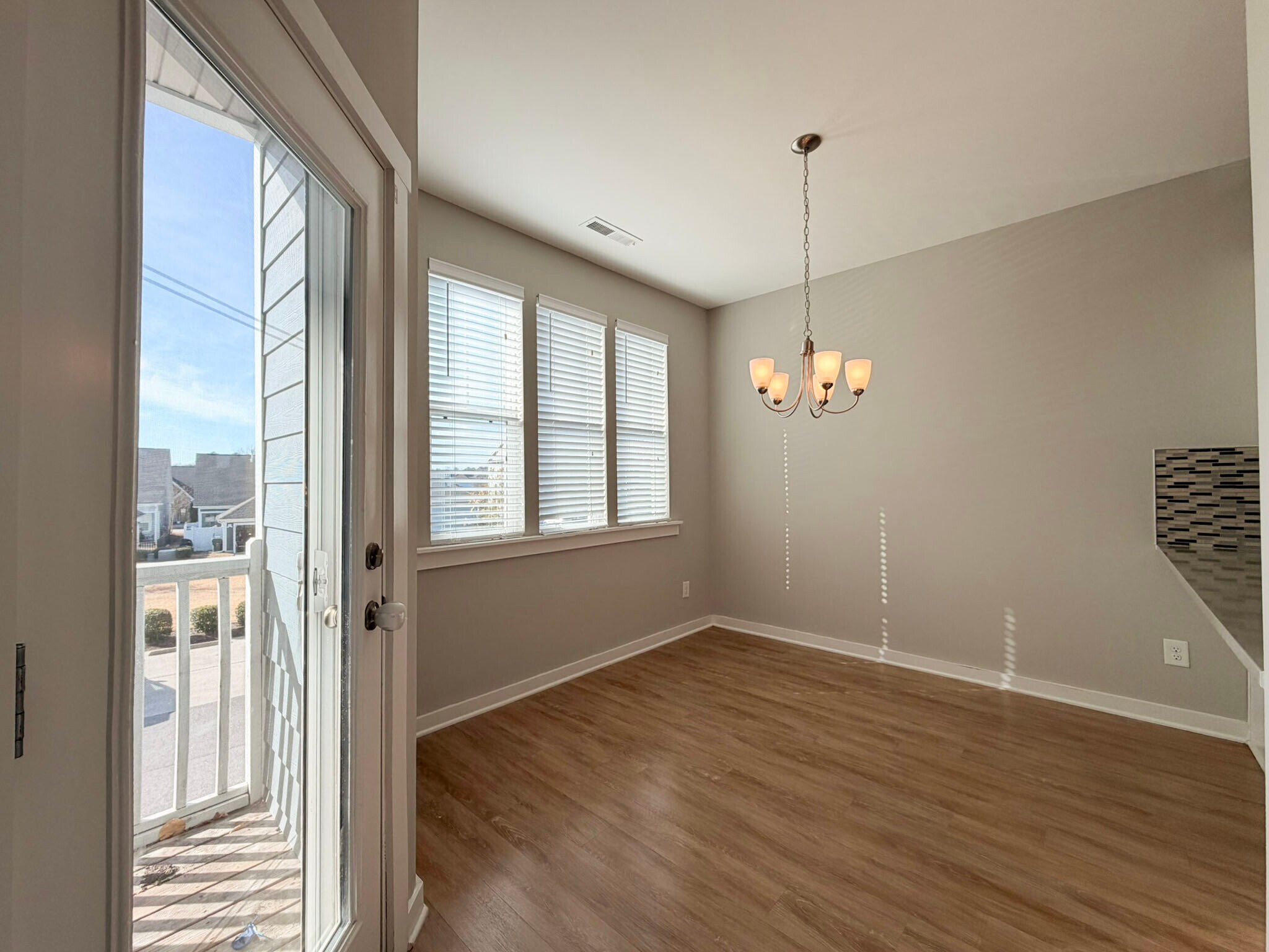 Building Photo - 6623 Perry Creek Rd