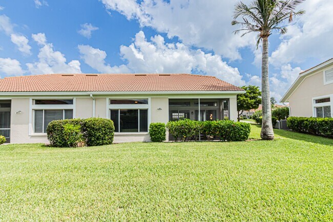 Building Photo - Beautiful 2-Bed Home, Dog Friendly & Resort-Style Amenities – Available for Annual Rental!