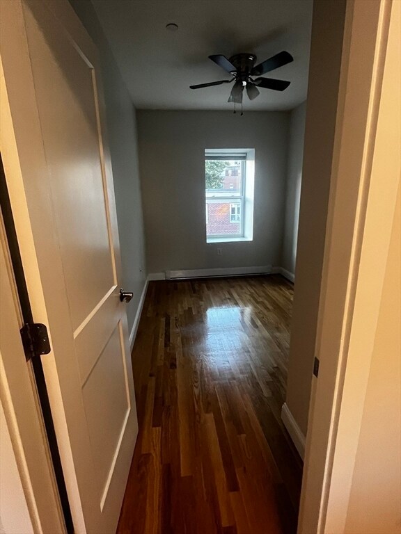 Building Photo - 100 Tyler St