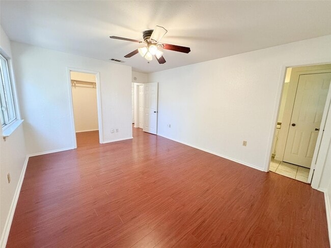 Building Photo - 11910 Stout Oak Trail