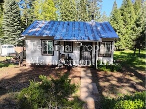 Building Photo - 6914 Mobile Park Dr