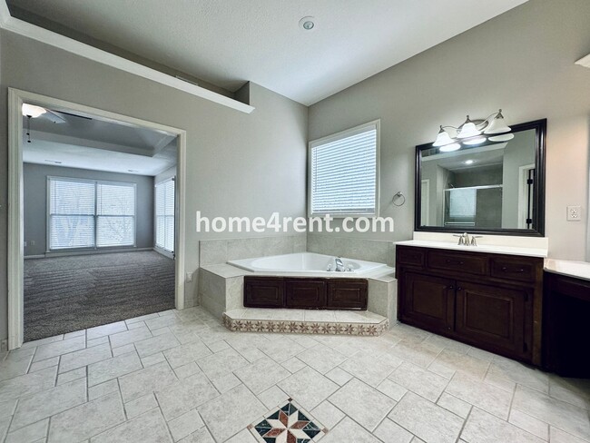 Building Photo - Beautiful Overland Park Home in Blue Valle...