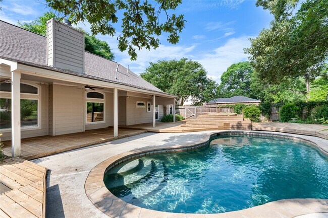 Building Photo - 15680 Connie Ln