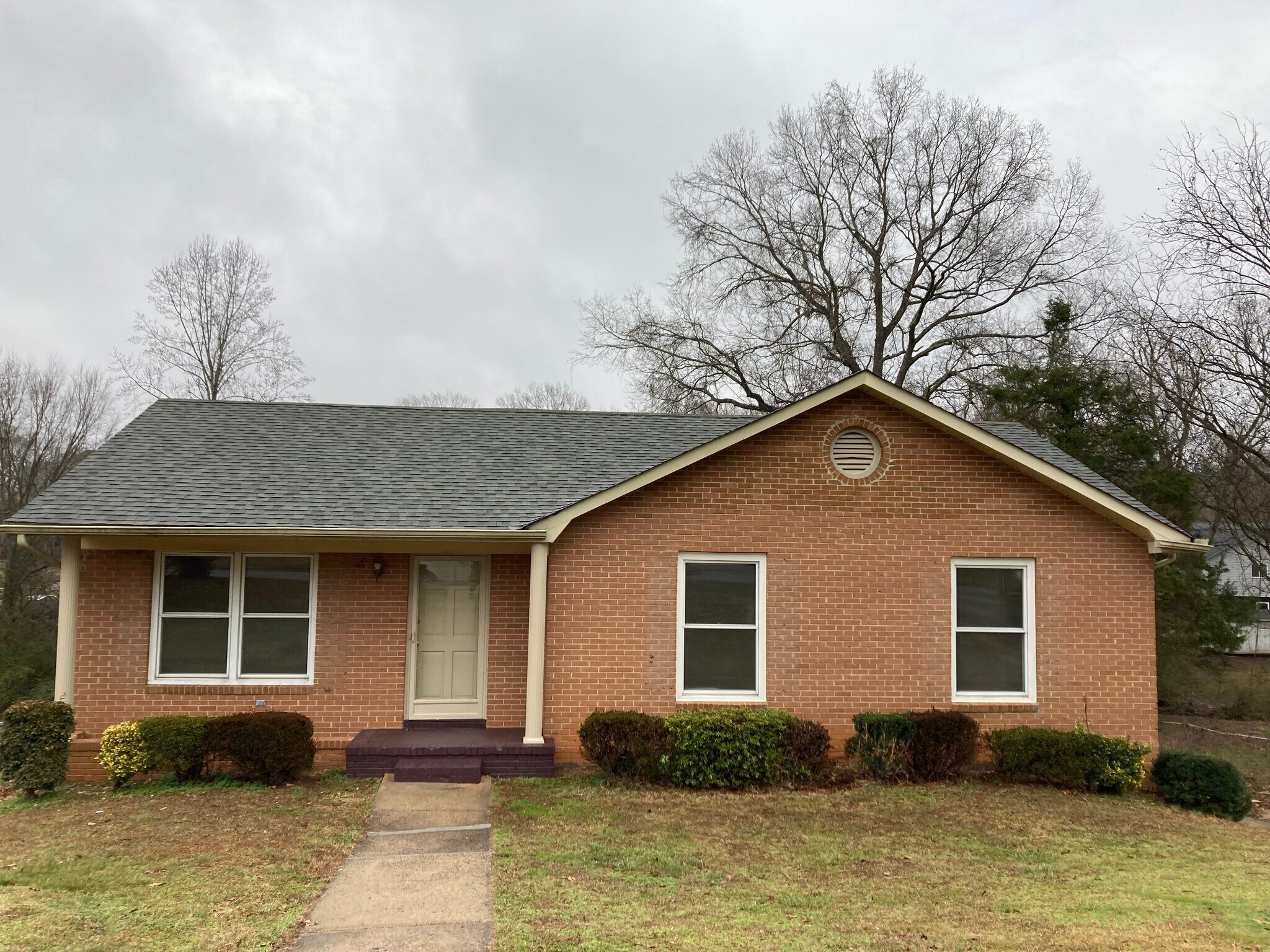 Building Photo - 5200 Peppercorn St