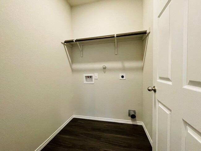 Building Photo - 3/2 in Knox Ridge