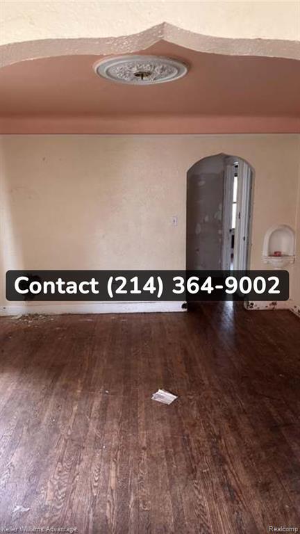 Building Photo - 15047 Lesure St