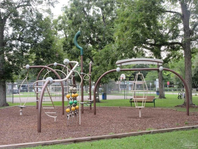 Building Photo - 5337 E Avenida De Golf