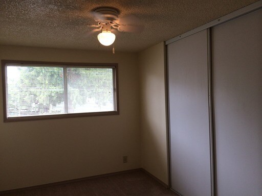 Building Photo - 670w13