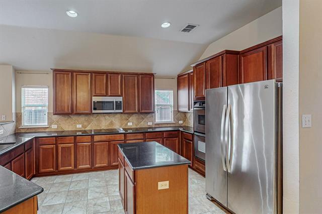 Building Photo - 11680 Mansfield Dr