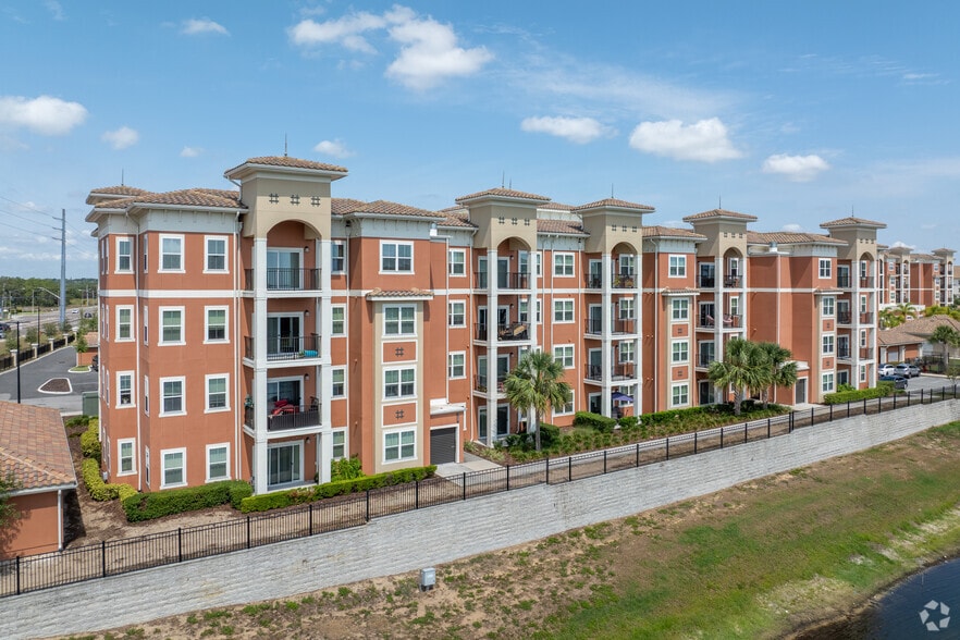 175 Pintail Ln Davenport, FL 33896-7044 - Preserve at ChampionsGate