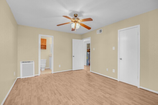Building Photo - 3220 69th St