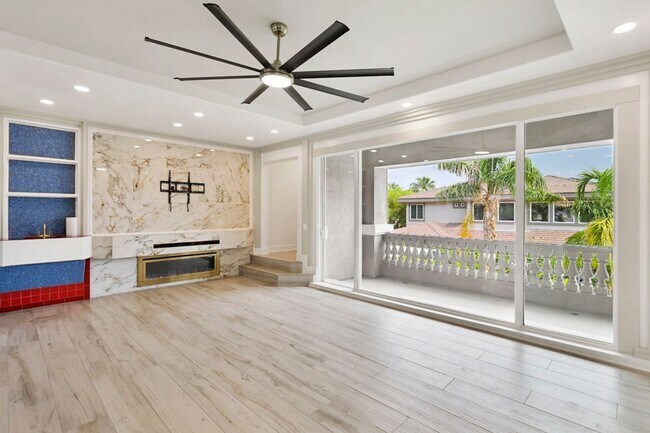 Building Photo - 5 Bedroom Pool Home Located In Summerlin G...