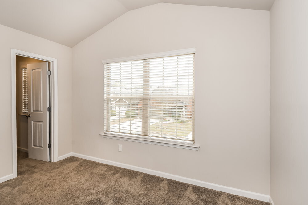 Building Photo - 37 Samuel Way