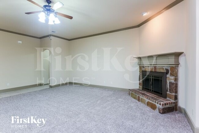 Building Photo - 1740 Colorado Dr