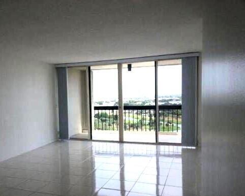 Building Photo - 2425 Presidential Way