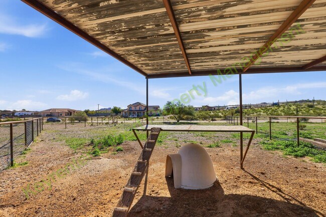 Building Photo - Stunning Queen Creek Ranch Home on 5 Acres – Horse & Livestock Friendly!