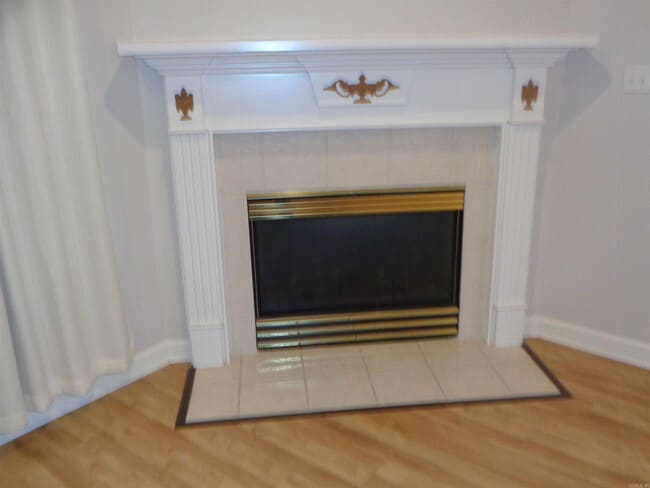 Building Photo - 5059 Silver Oak Dr