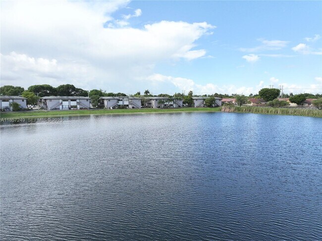 Building Photo - 13261 SW 17th Ln