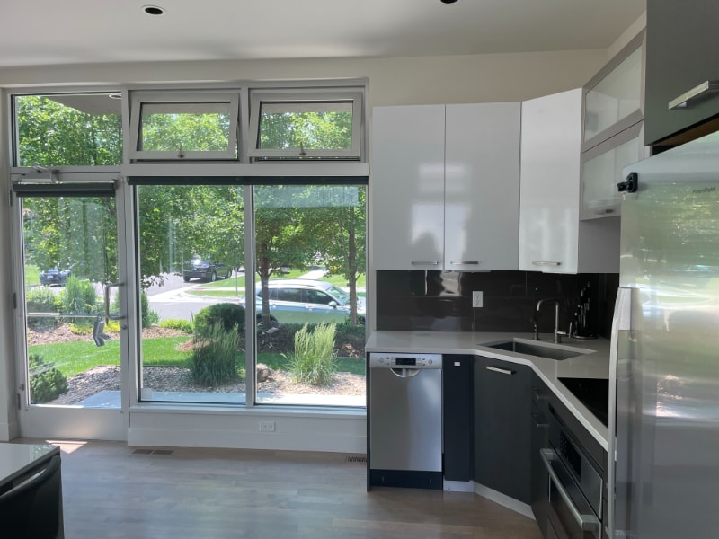 Building Photo - 402 Harrison St