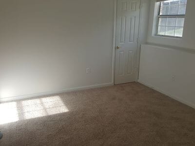 Building Photo - 1088 Crestview Dr