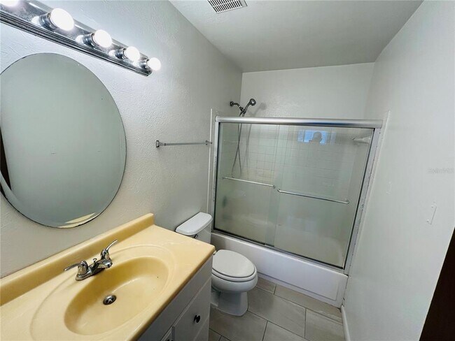 Building Photo - 3908 Crayrich Cir