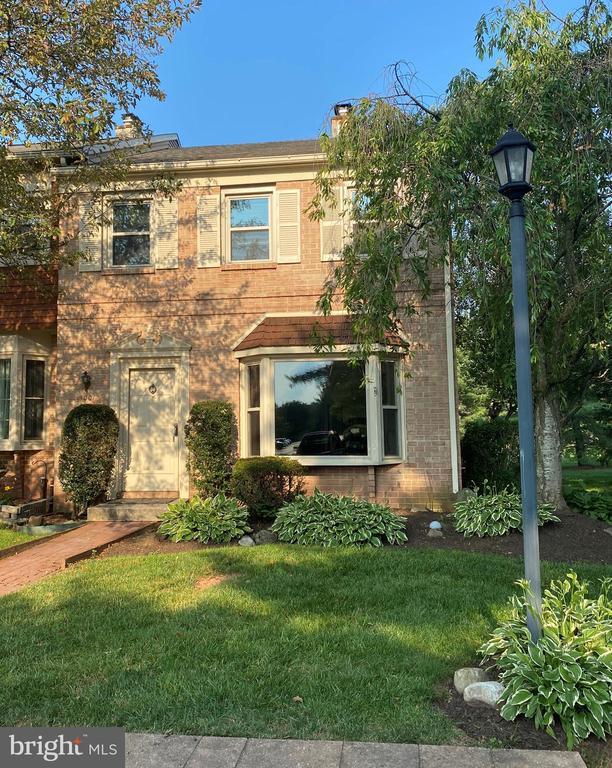 Building Photo - 4001 Brandywine Ct