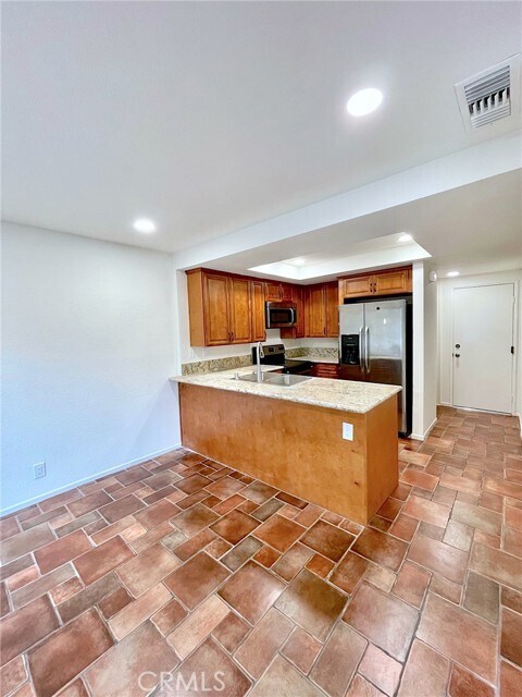 Building Photo - 809 Creekside Dr