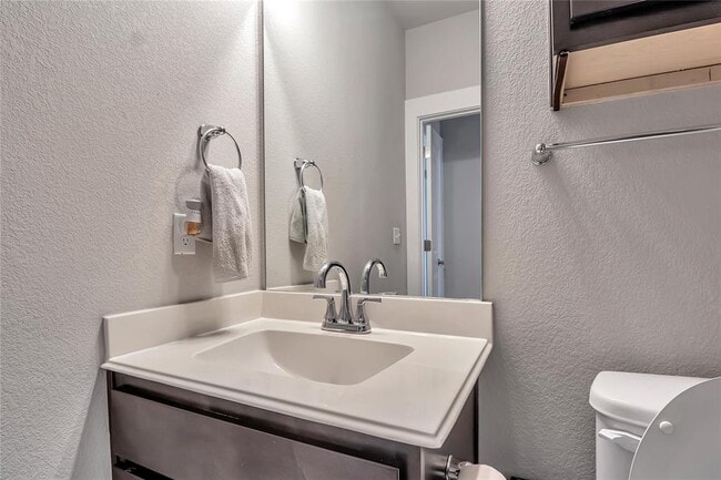 Building Photo - 9302 McKnight Loop