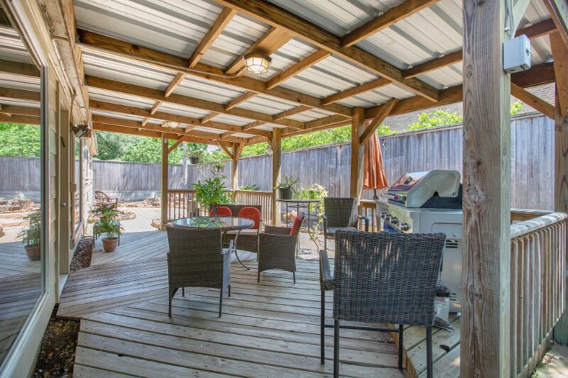 Building Photo - 2303 Silver Sage Dr
