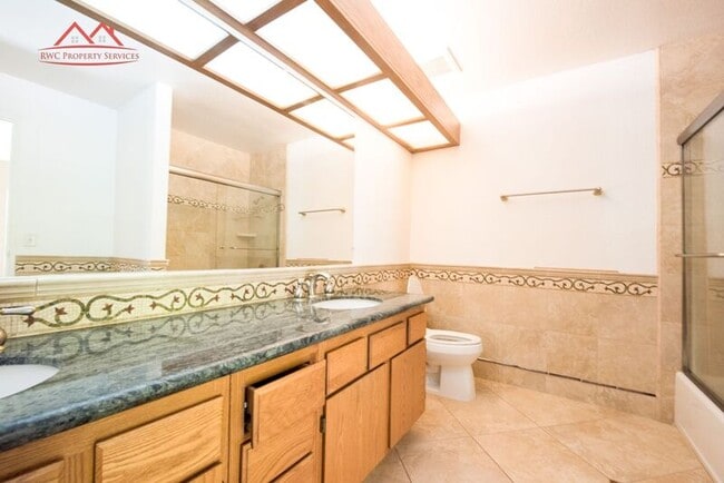 Building Photo - 18027 Hillwood Ln