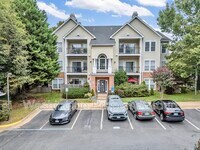 Building Photo - 4144 Fountainside Ln