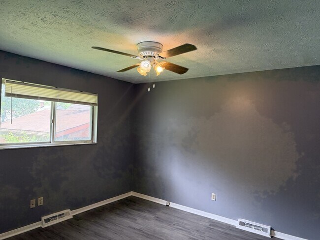 Building Photo - 11213 McCracken Rd