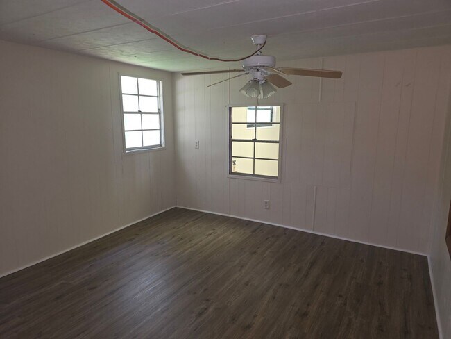 Building Photo - 15011 SE 189th Pl