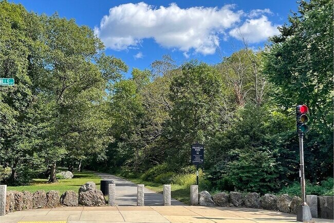 Building Photo - 40 Gartland St