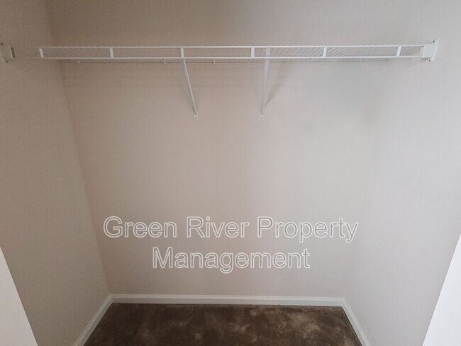 Building Photo - 5138 Sawmill Pt Wy