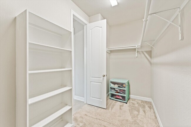 Building Photo - 32067 August Woods Wy