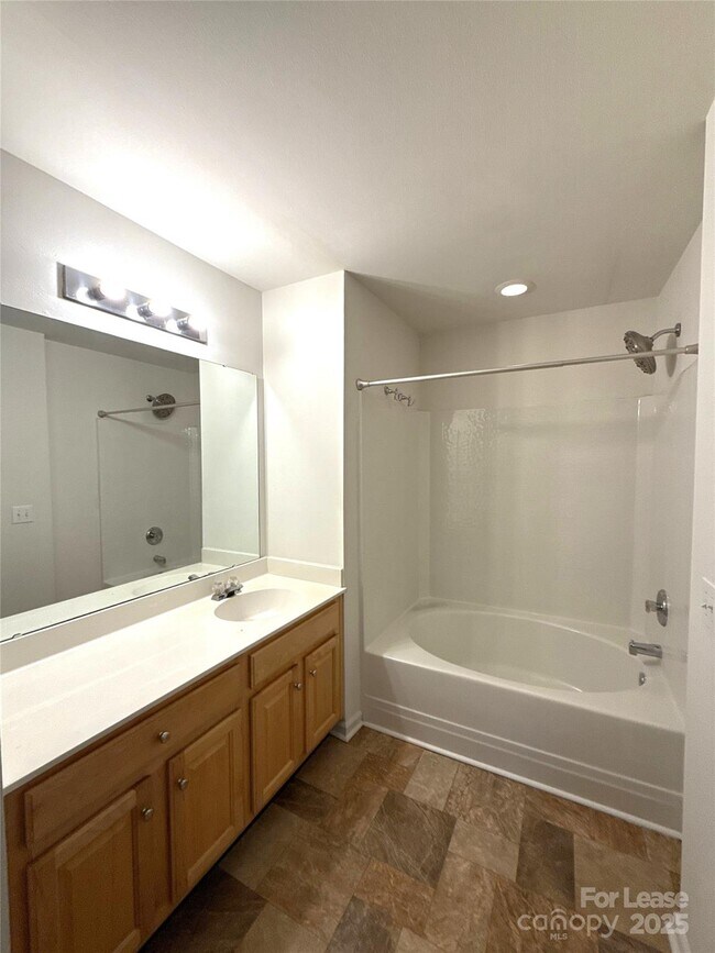 Building Photo - 10777 Essex Hall Dr