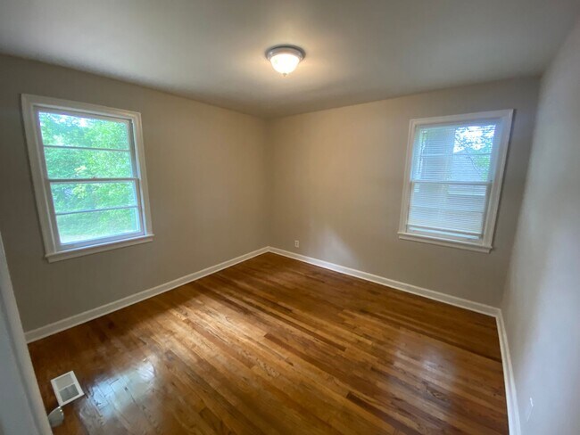 Building Photo - **ON HOLD** - TOTAL ELECTRIC - 3 Bedroom / 1 Bathroom Home for Rent in Columbus, GA***