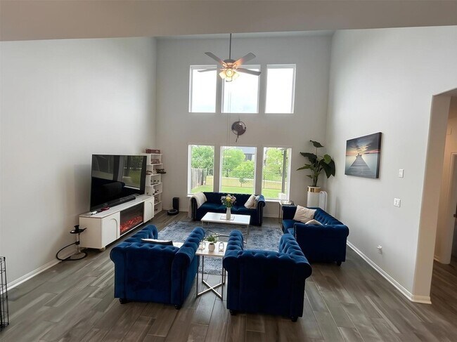 Building Photo - 756 Cherrystone Loop