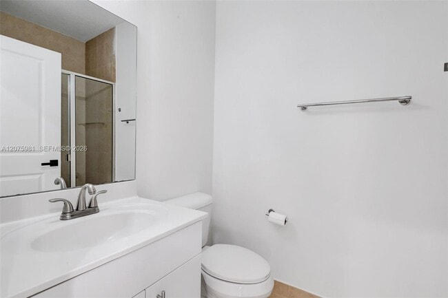 Building Photo - 465 NE 194th Terrace