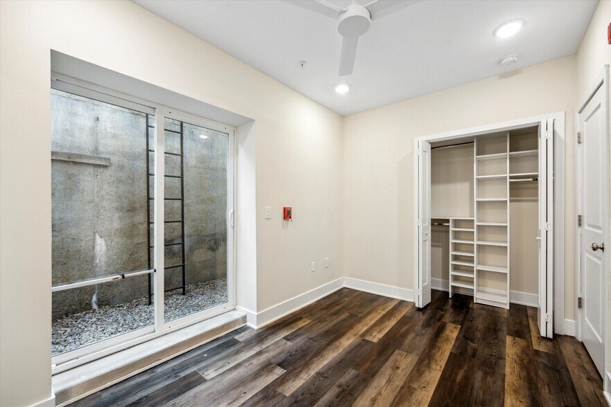 Building Photo - 1804 W Berks St