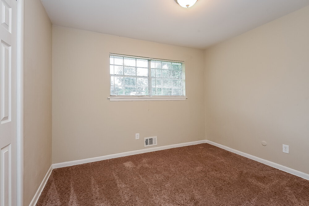 Building Photo - 4230 Senoa Dr