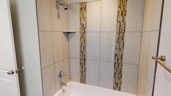 Building Photo - 3206 Thunder Rd