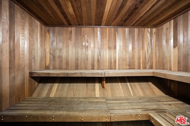 Building Photo - 17088 Palisades Cir