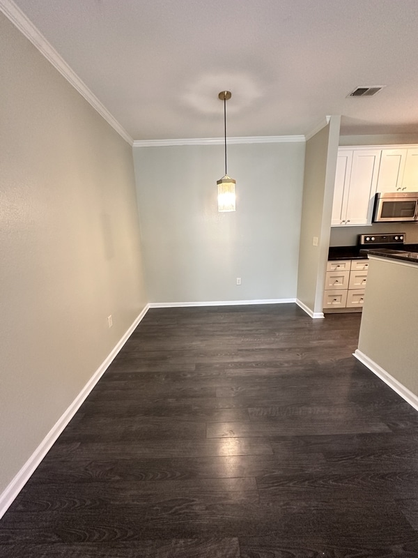 Building Photo - 800 Vista Lake Dr