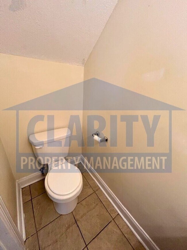 Building Photo - 2209 Old Harrison Pike NW