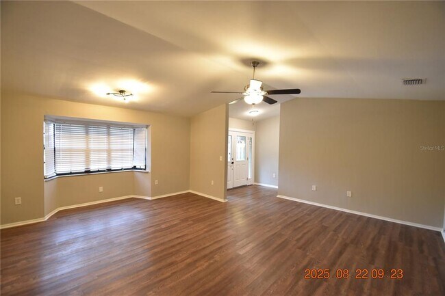 Building Photo - 1455 Ridgelane Cir S
