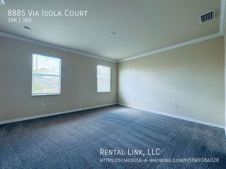 Building Photo - 8885 Via Isola Court