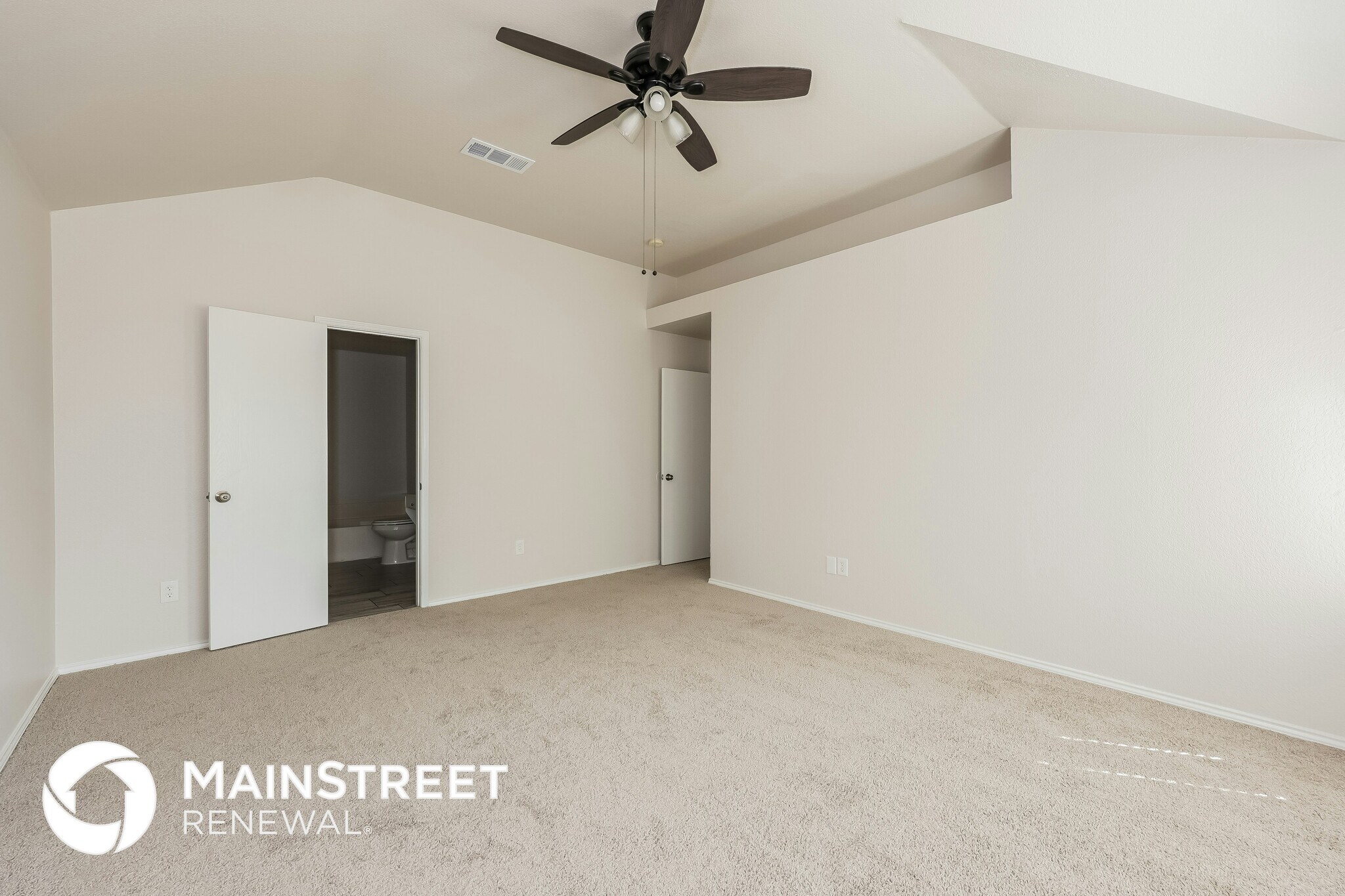 Building Photo - 204 Meadowbrooke Dr