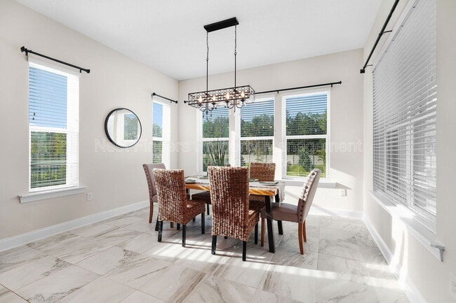 Building Photo - 233 Morning Mist Ln